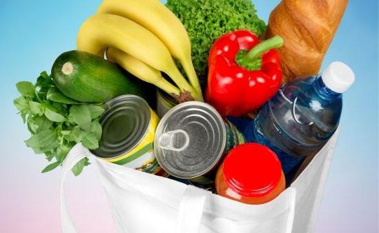 groceries in reusable shopping bag